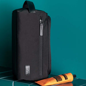 The Dopp Kit: Black