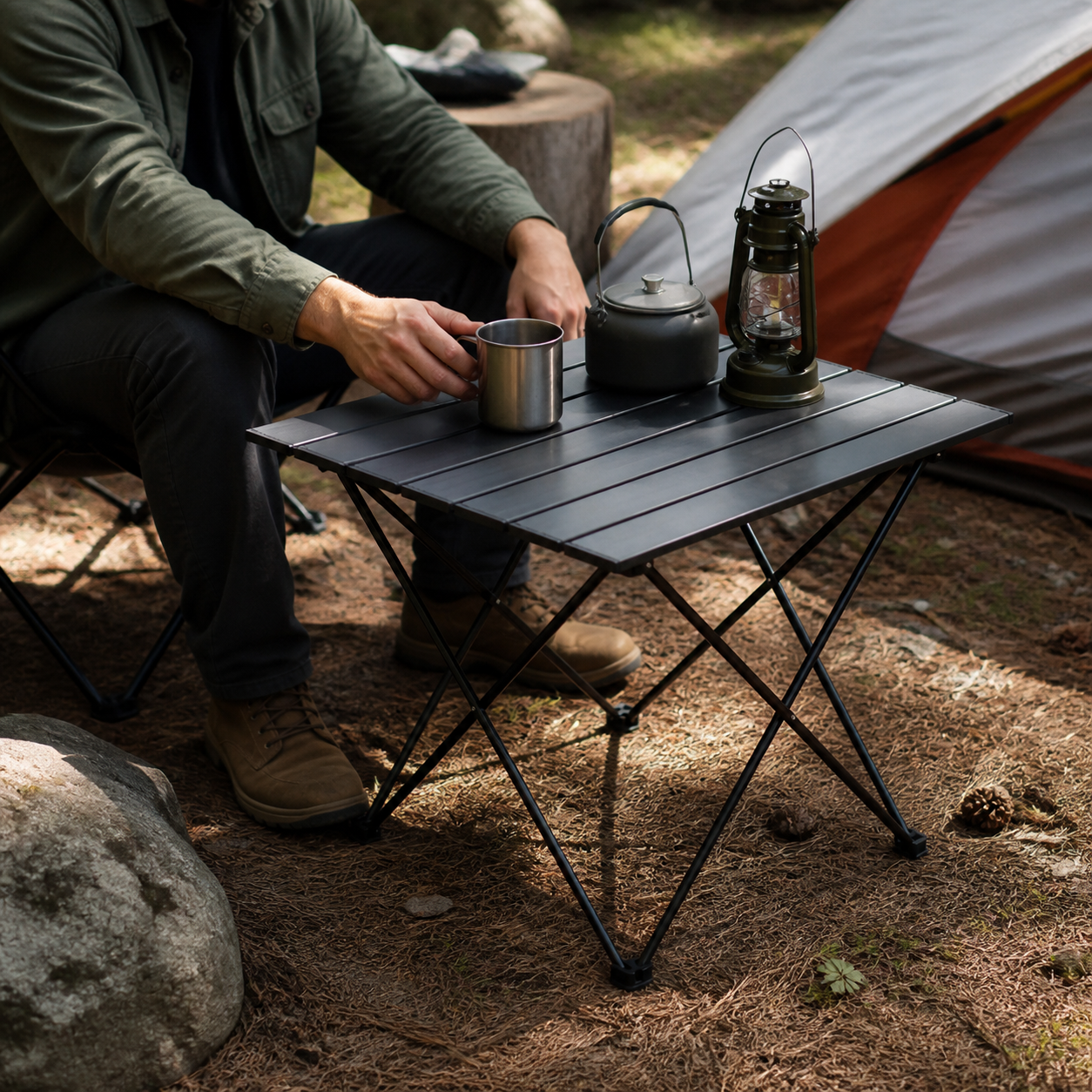 Field Folding Camp Table 03 human use