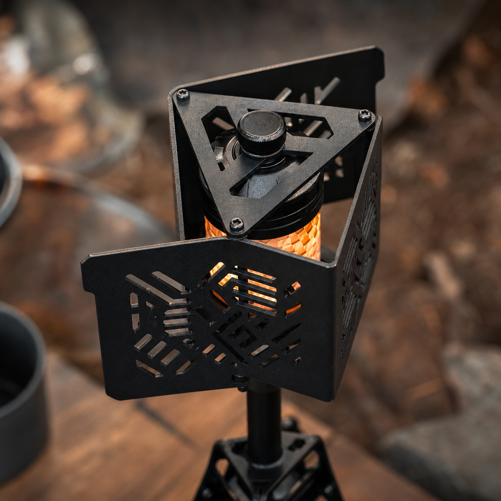 Rotating Camp Lantern Shade 04 detail