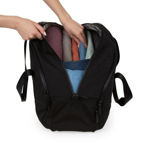 weekender in black - main interior view